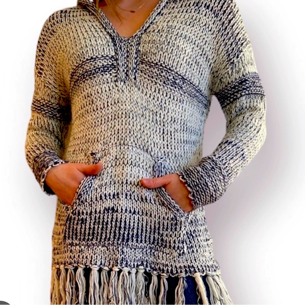 VINTAGE HAVANA Fringe Hooded Knit Tunic Sweater Small